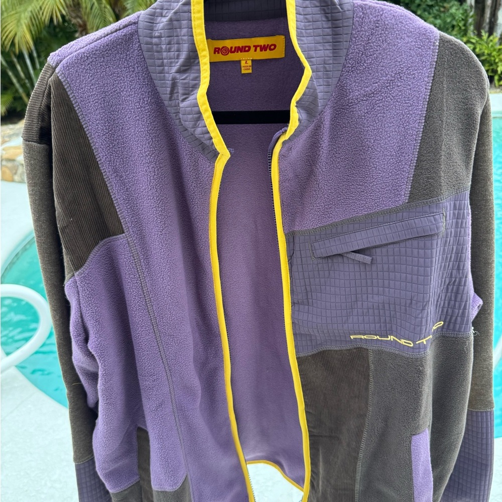 Round Two Fleece RARE - Picture 3 of 7